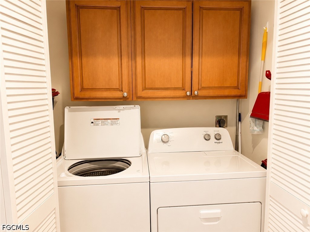 11140 Caravel Cir 106 Property Photo 13