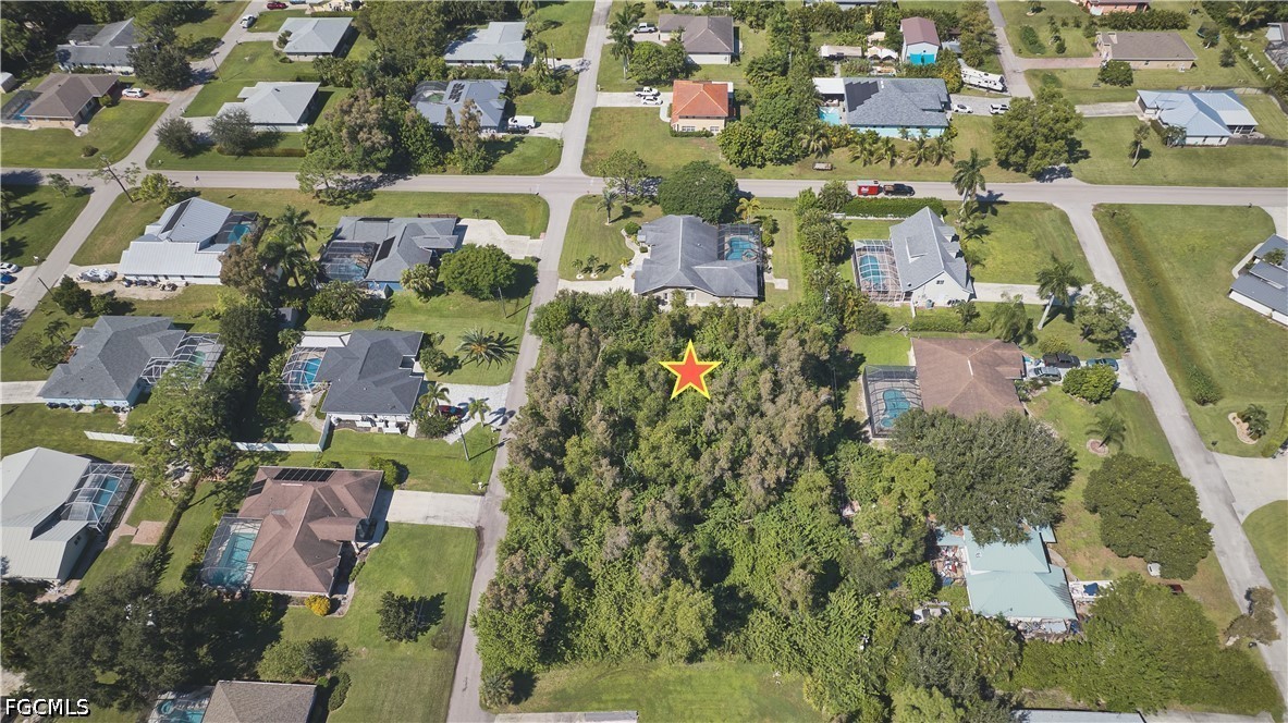 6717 Fairview St Property Photo 7