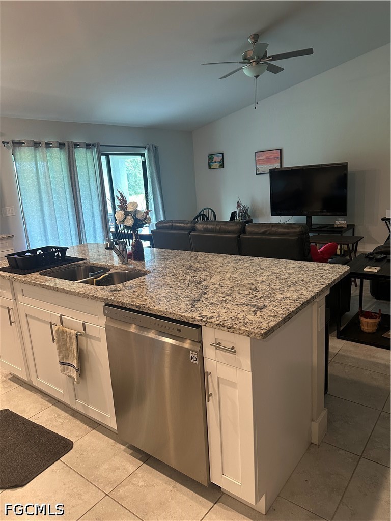 1611 Louis Ave Property Photo 2