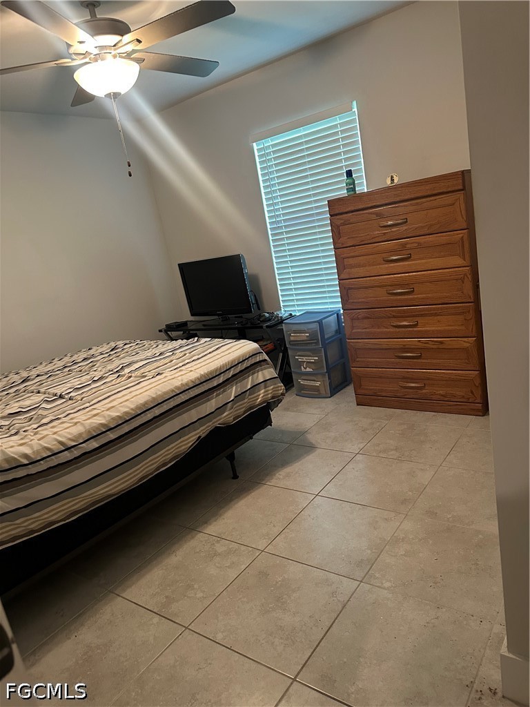 1611 Louis Ave Property Photo 3