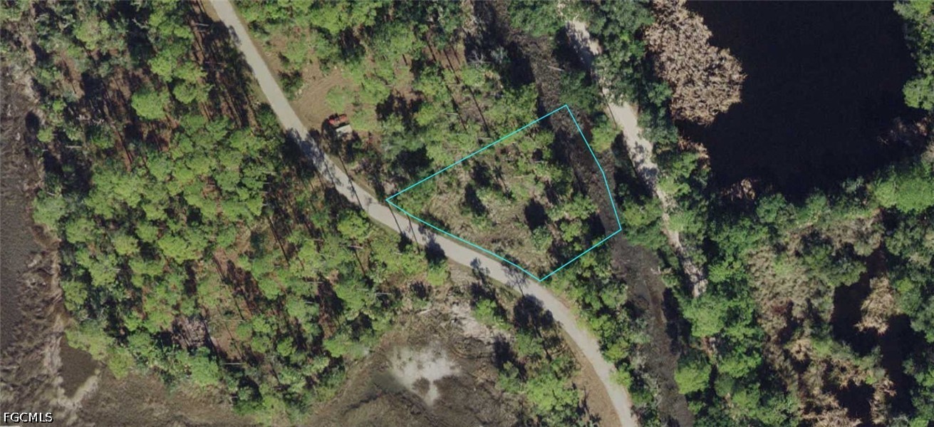 00-00-121-274-11968-a15 Fiddler Ter Property Photo 1