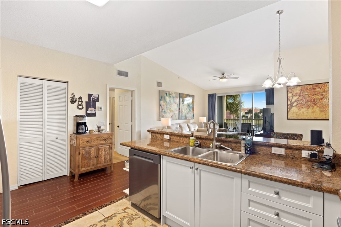20230 Estero Gardens Cir 205 Property Photo 7