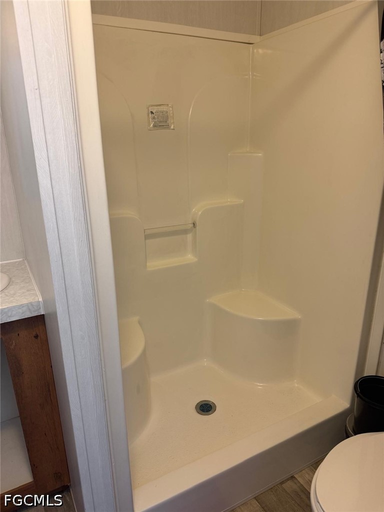 375 N Lindero St Property Photo 8