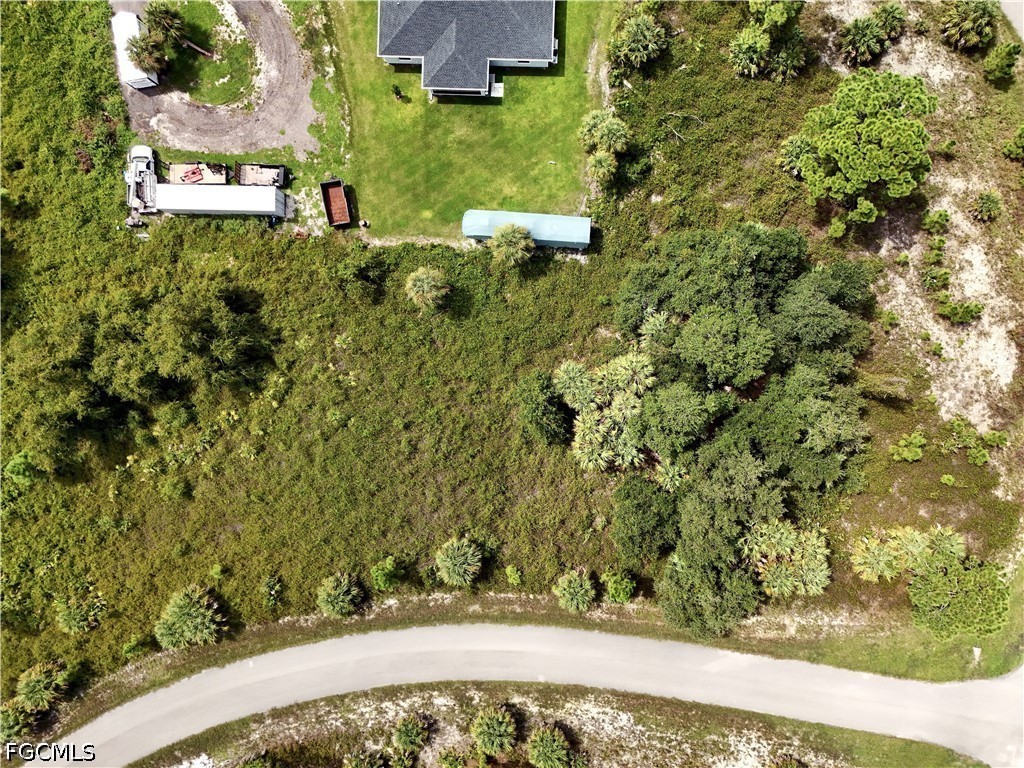Vineyard Cir Property Photo 5