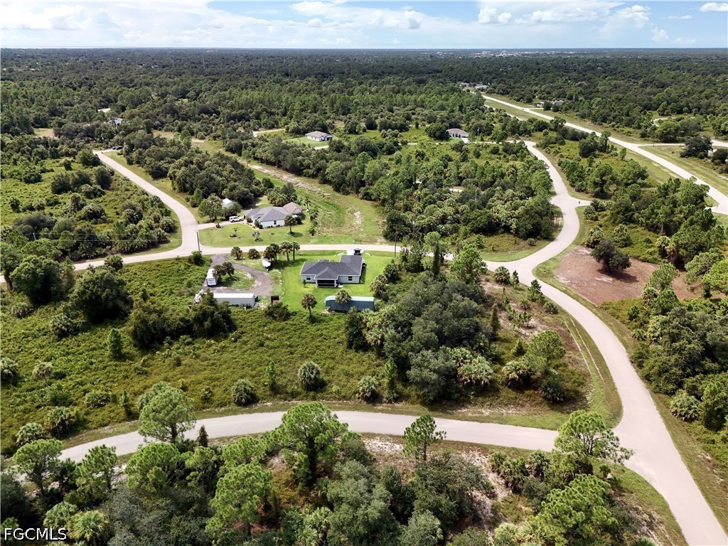 Vineyard Cir Property Photo 8
