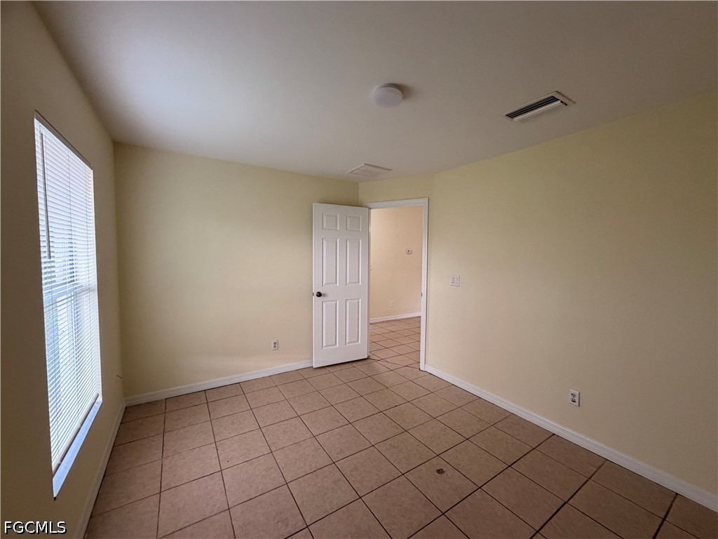 2407 Vernon Ave S Property Photo 16