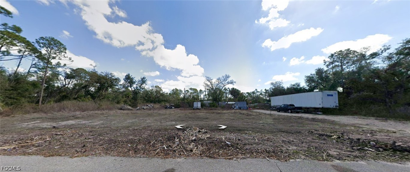 2086 Wakefield St Property Photo 2