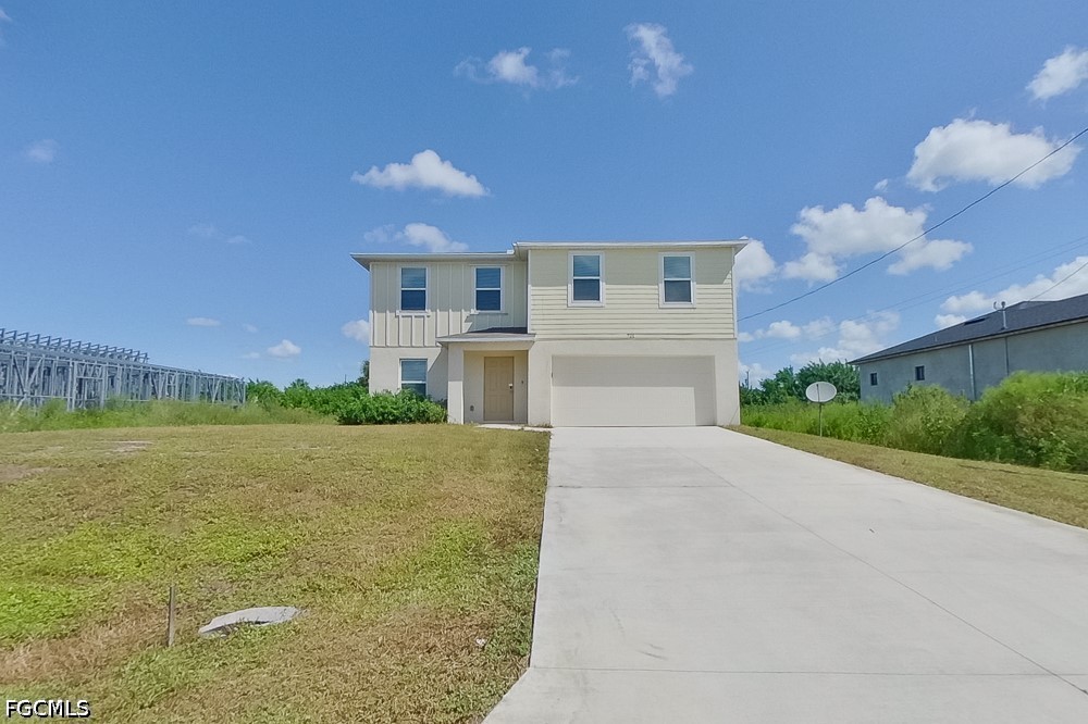 721 Cane St E Property Photo 1