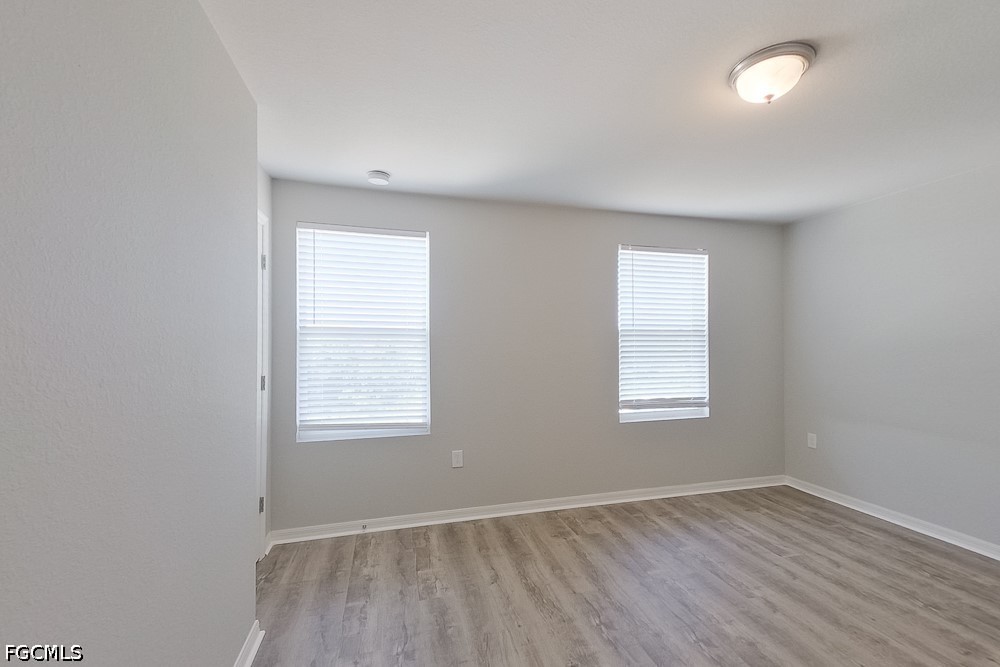 721 Cane St E Property Photo 13