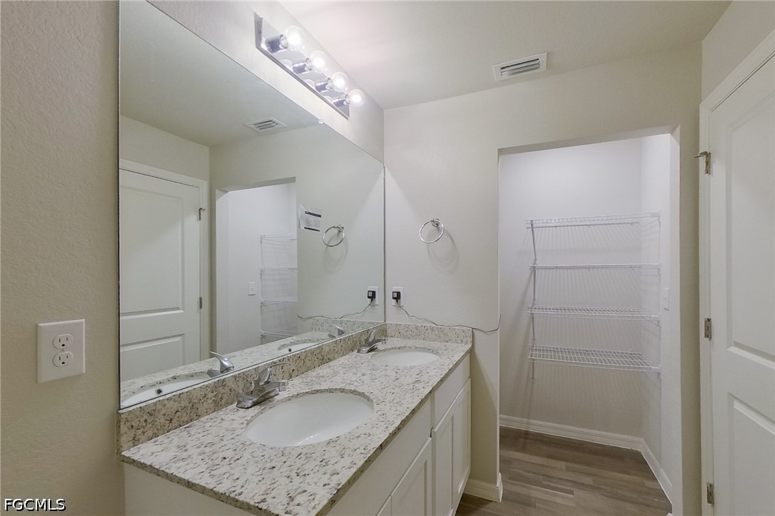 855 Cervantes St E Property Photo 16