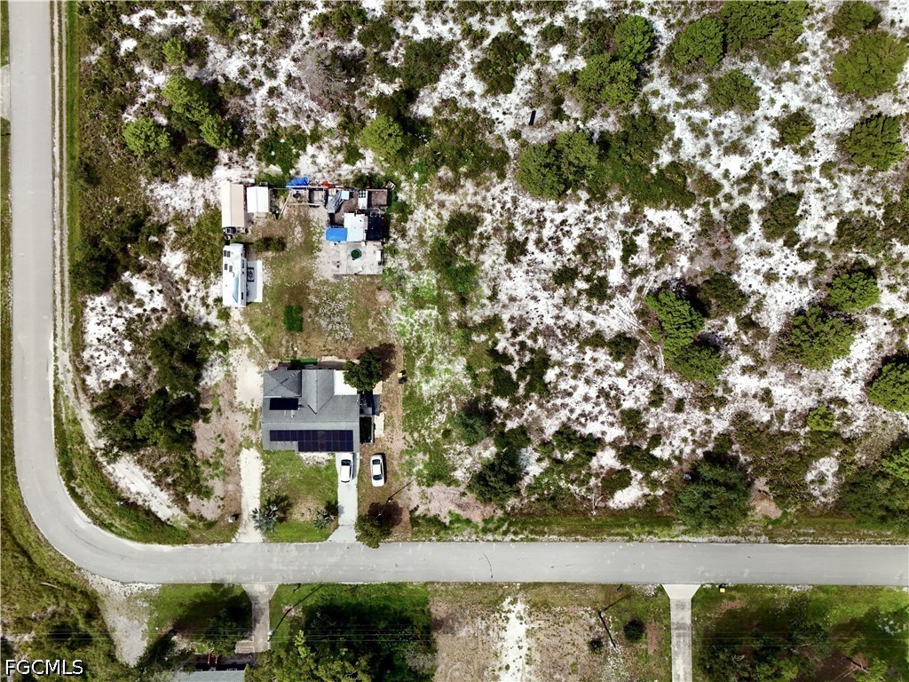 408 Sandpiper St Property Photo 4