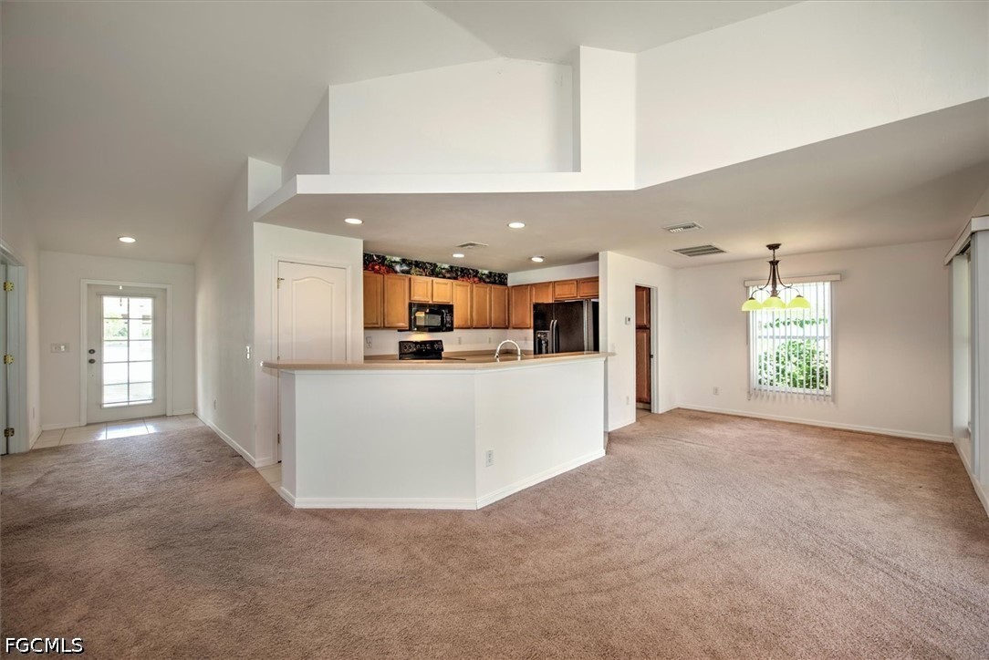 900 Angelo Ave Property Photo 10