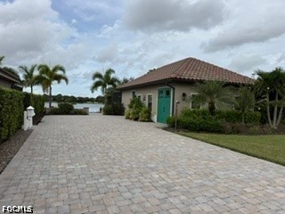 13737 Golden Palms Cir Property Photo 4