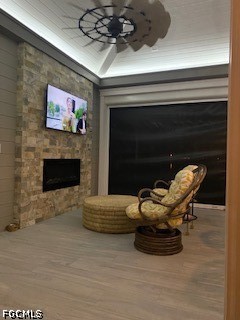 13737 Golden Palms Cir Property Photo 8