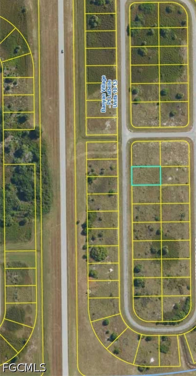 143 Concord Loop Property Photo 1