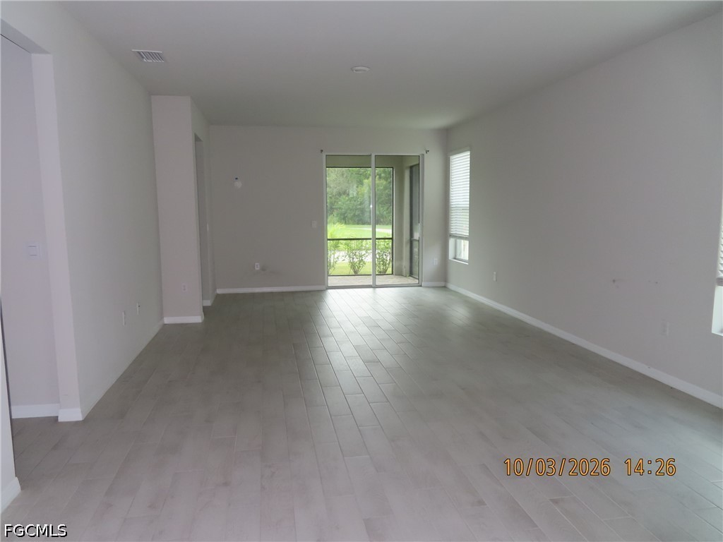 828 Friendship Cir Property Photo 3