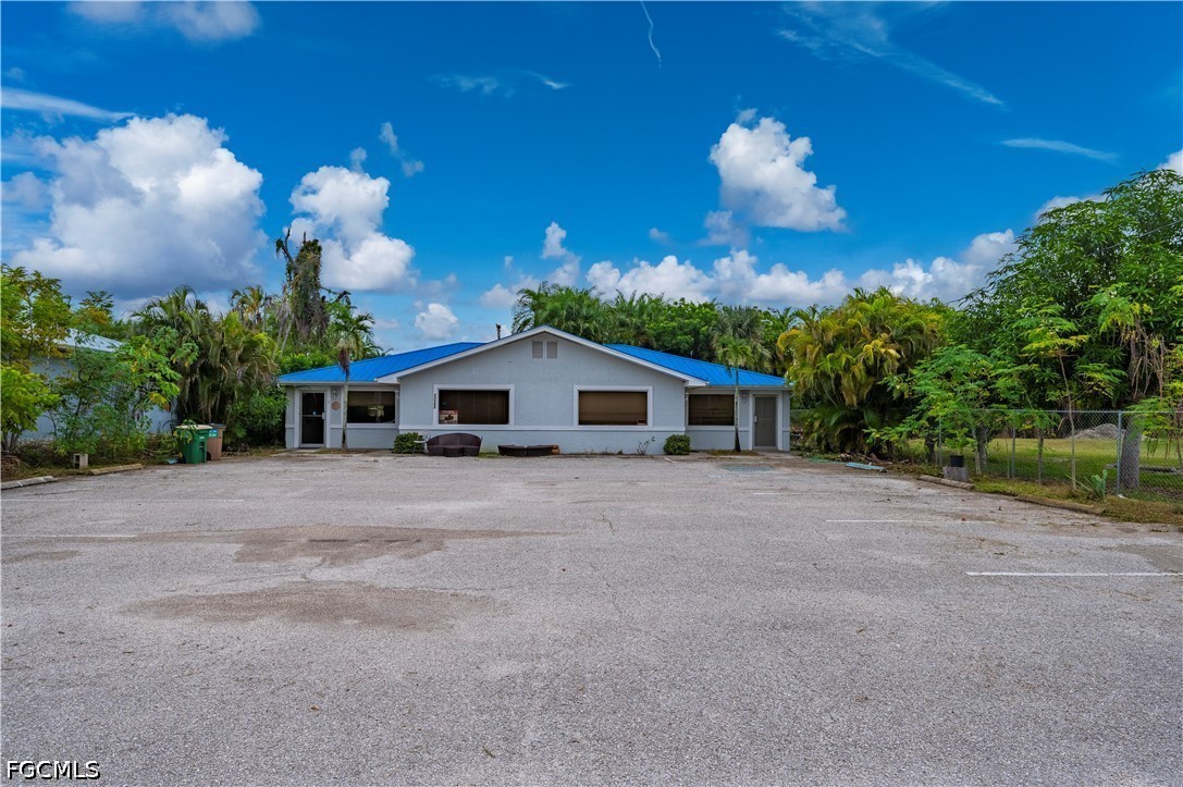 13960 Stringfellow Rd Property Photo 10