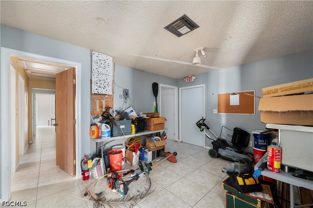 13960 Stringfellow Rd Property Photo 19
