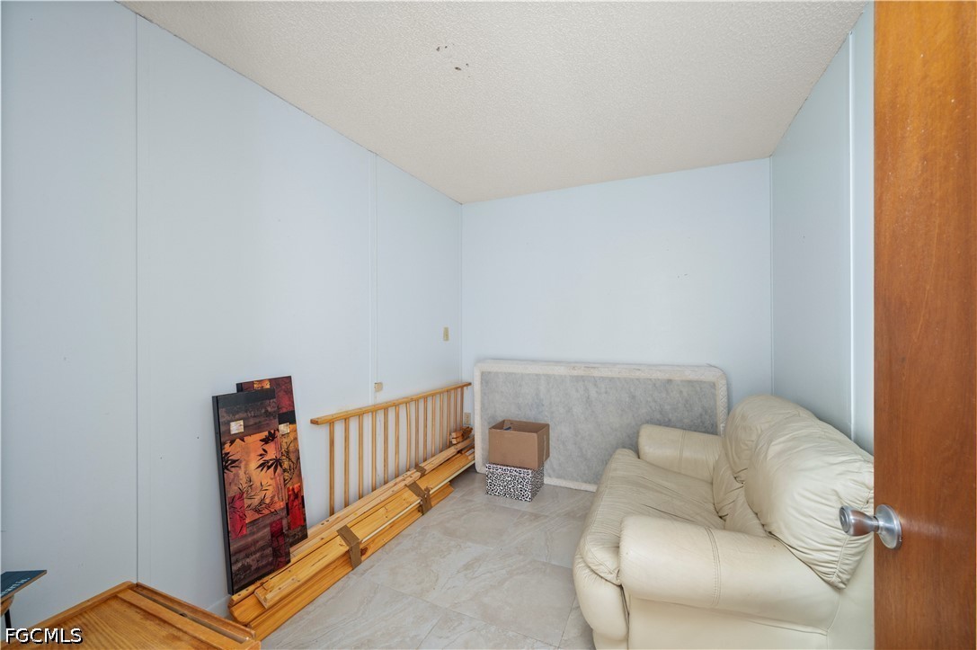 13960 Stringfellow Rd Property Photo 25