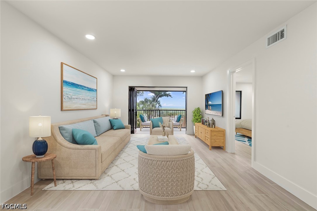 1414 Beach Cottages Property Photo 15