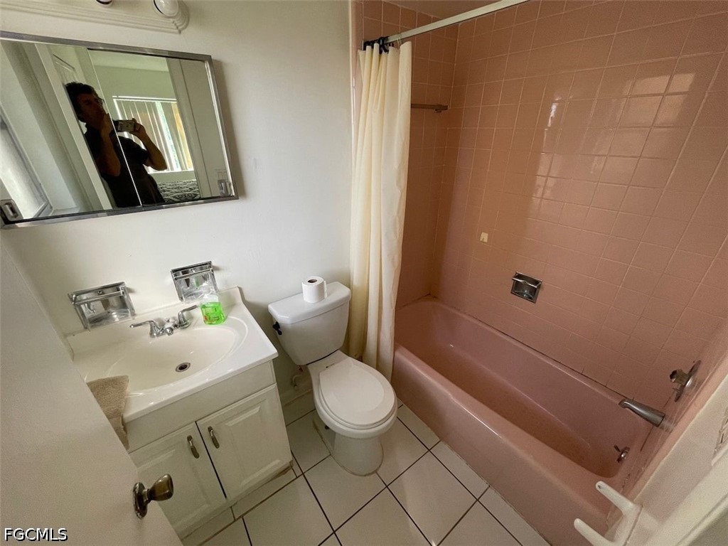 4926 Vincennes St 1-3 Property Photo 9