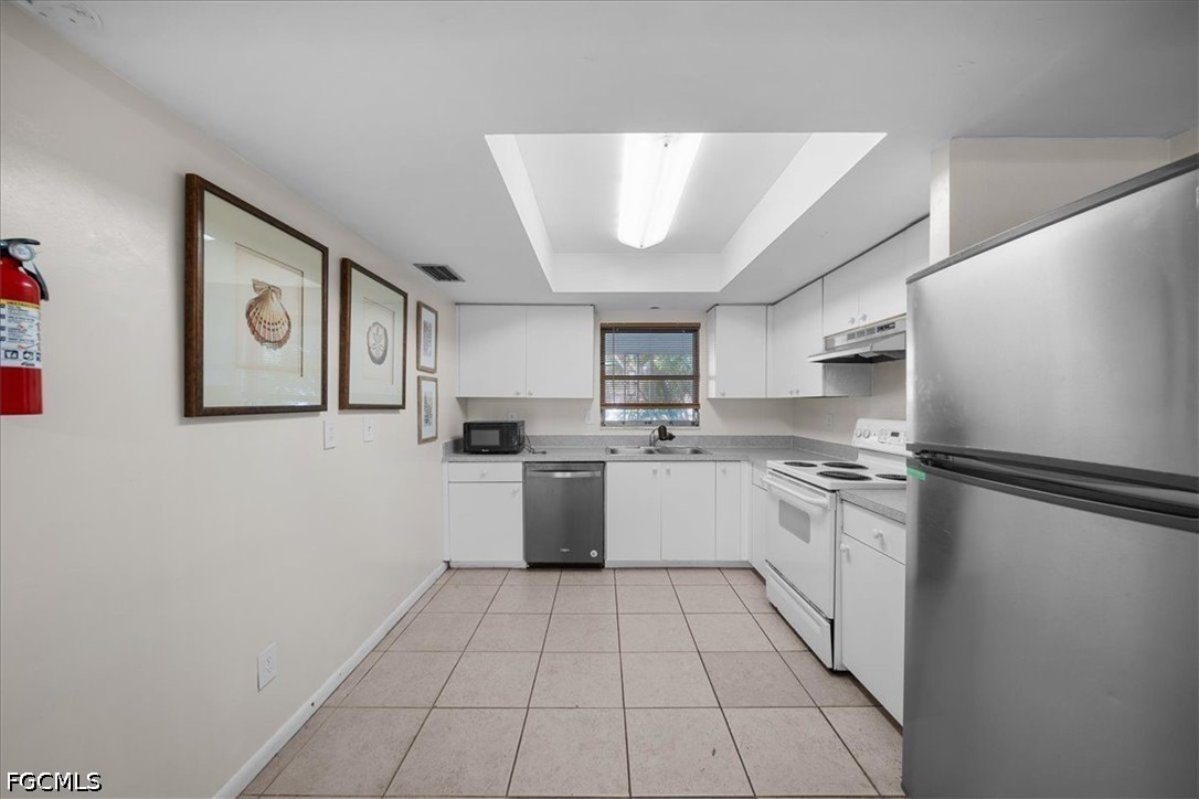 4926 Vincennes St 1-3 Property Photo 12