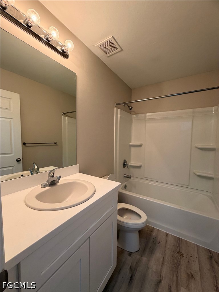 3607 E 18th St Property Photo 21