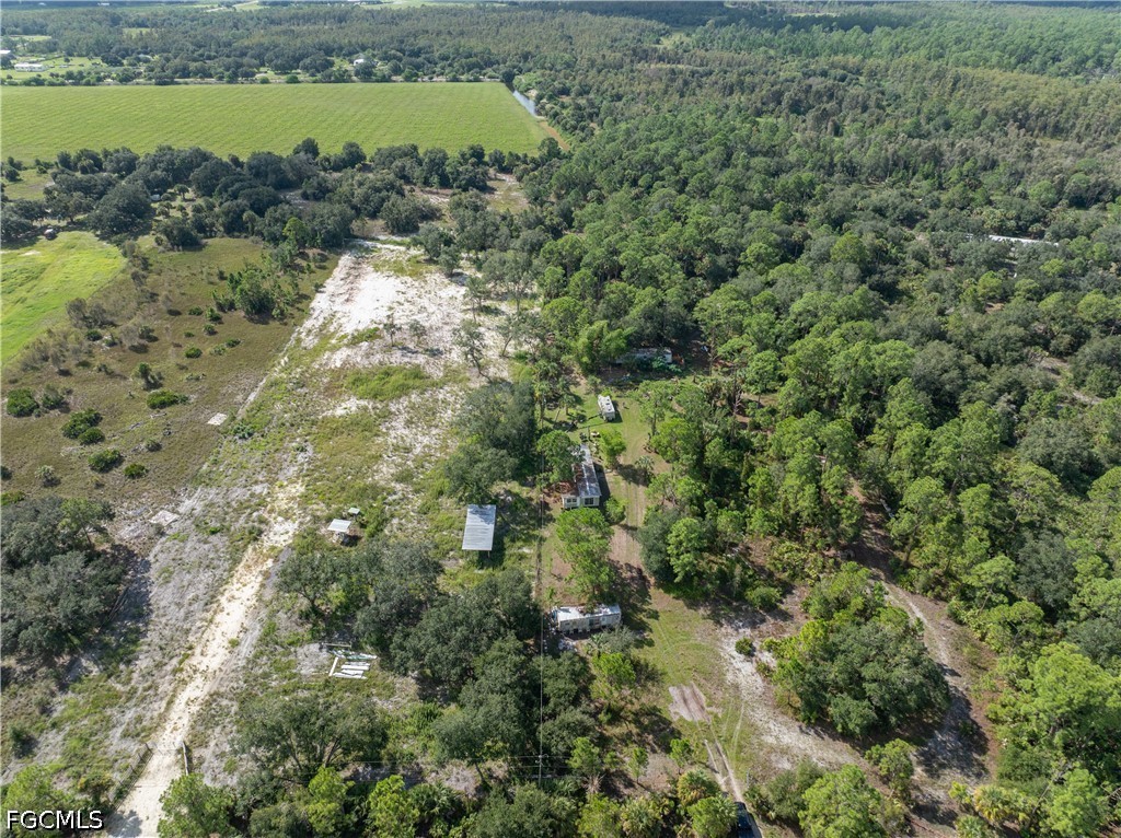 23340 Tinas Ln Property Photo 9