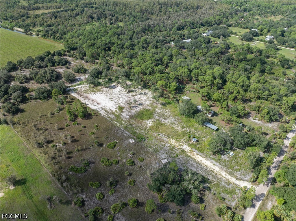 23340 Tinas Ln Property Photo 10
