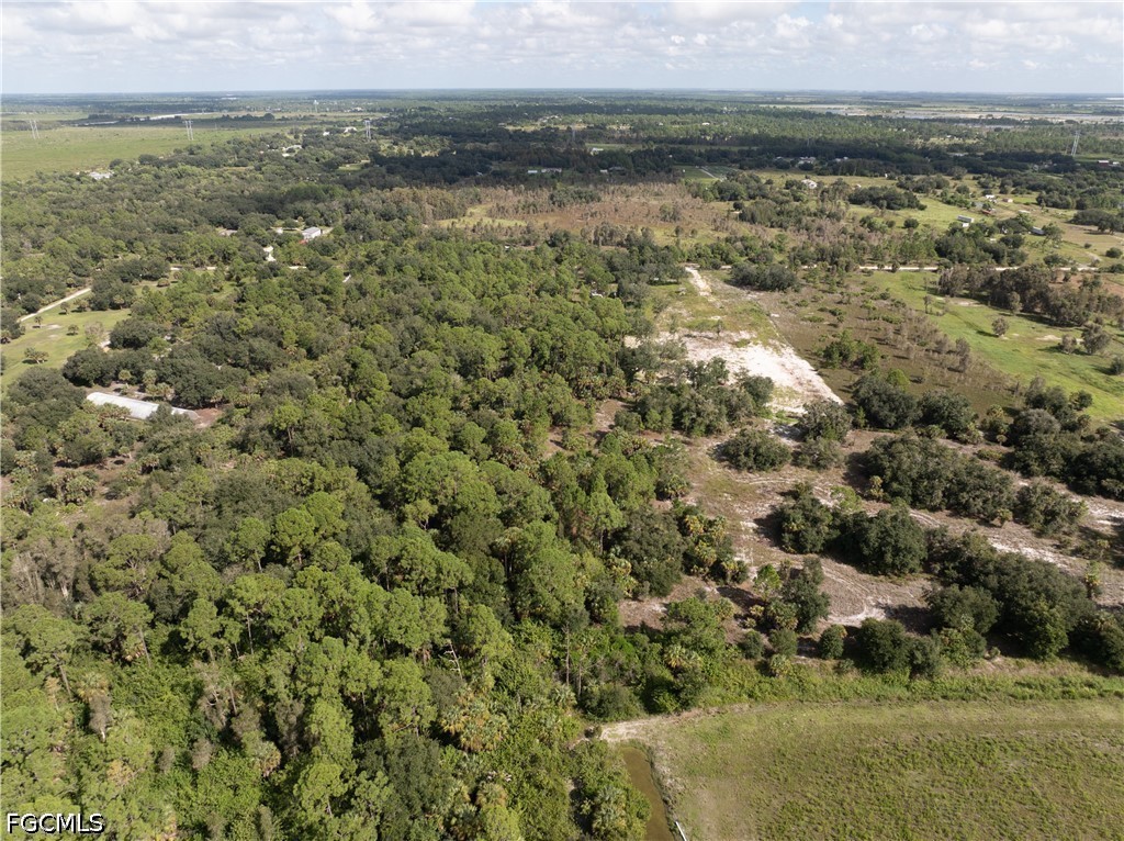 23340 Tinas Ln Property Photo 11