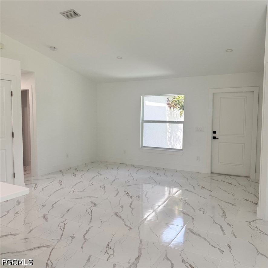 3206 55th St W Property Photo 14