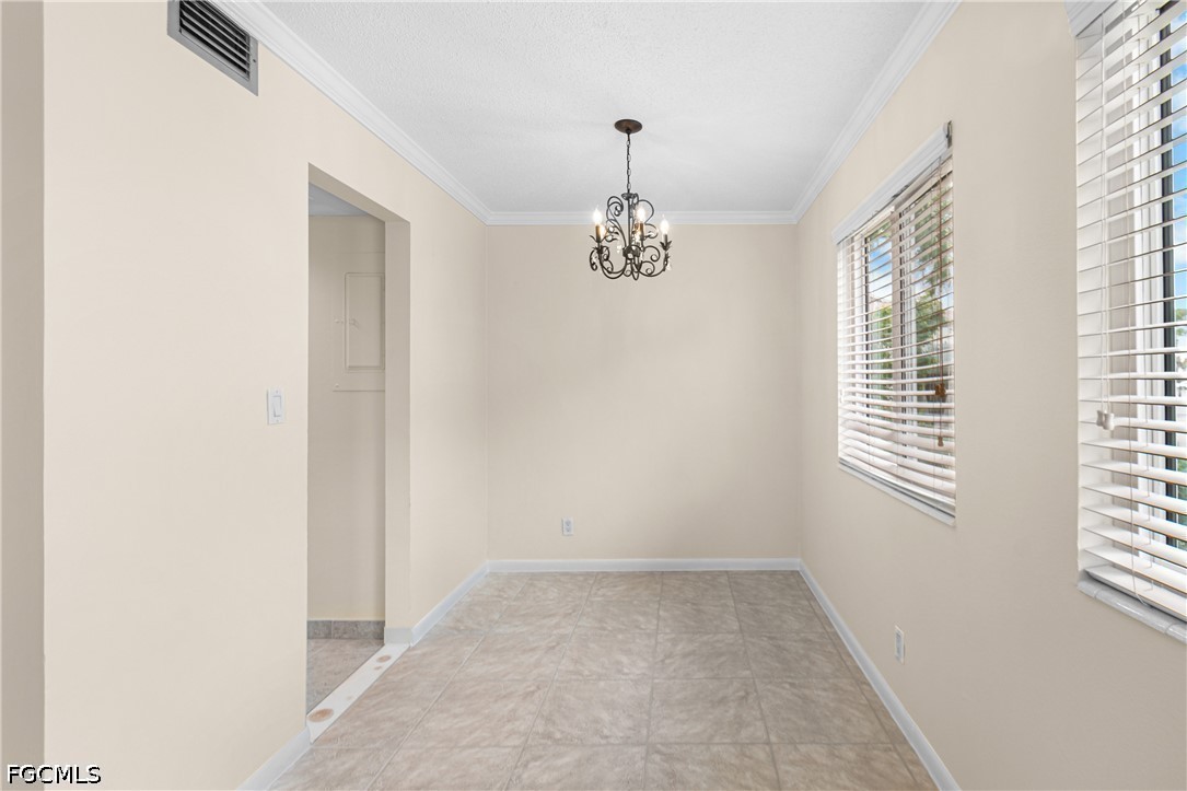 5837 Queen Elizabeth Way 3 Property Photo 9