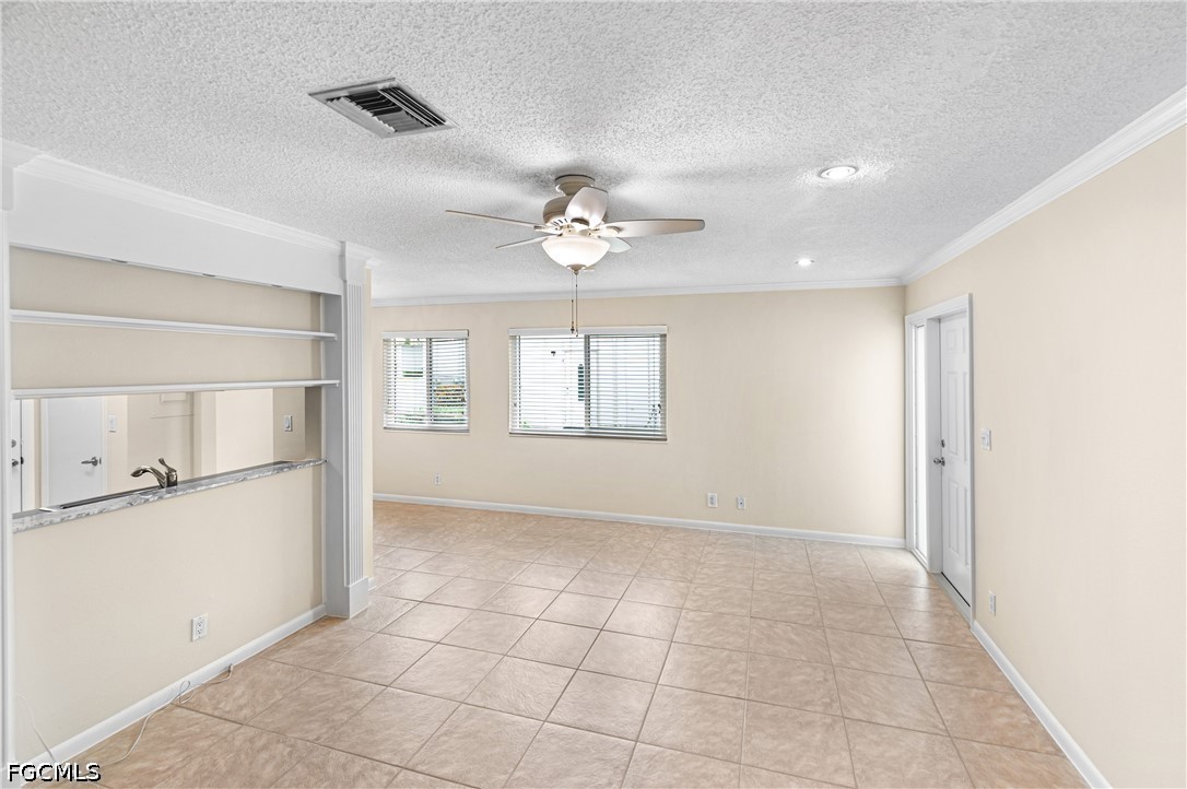 5837 Queen Elizabeth Way 3 Property Photo 17