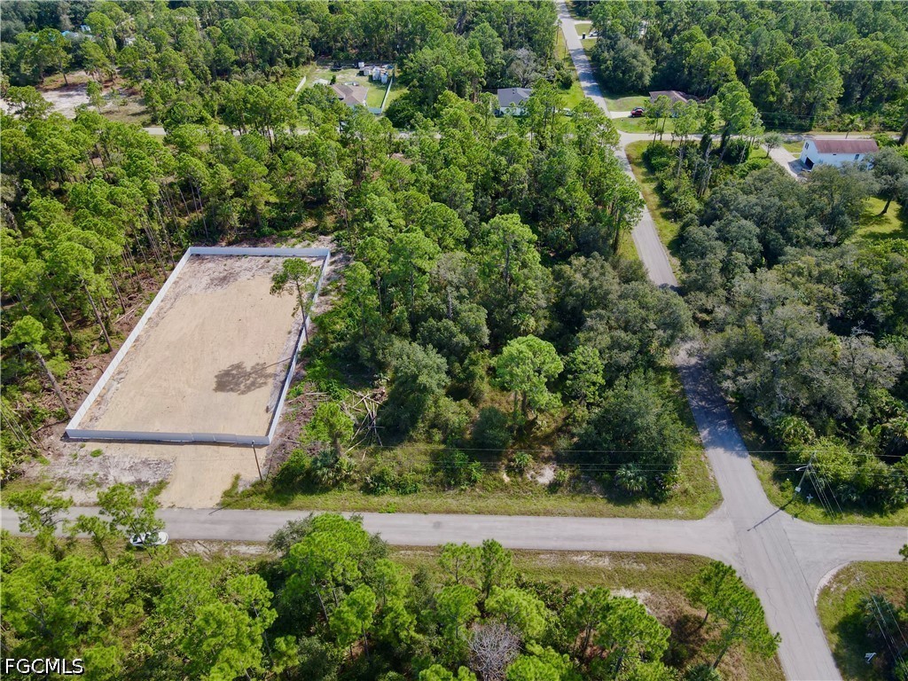 2102 Louis AVE Property Photo 1