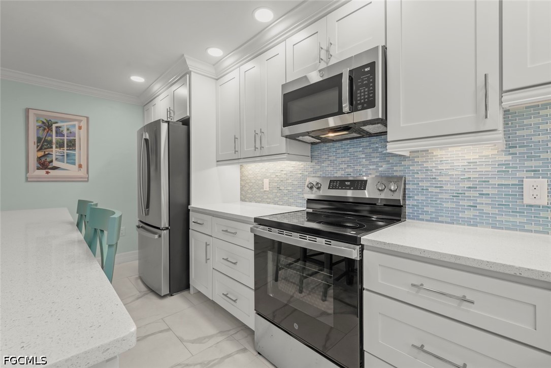 845 E Gulf Dr 1422 Property Photo 8