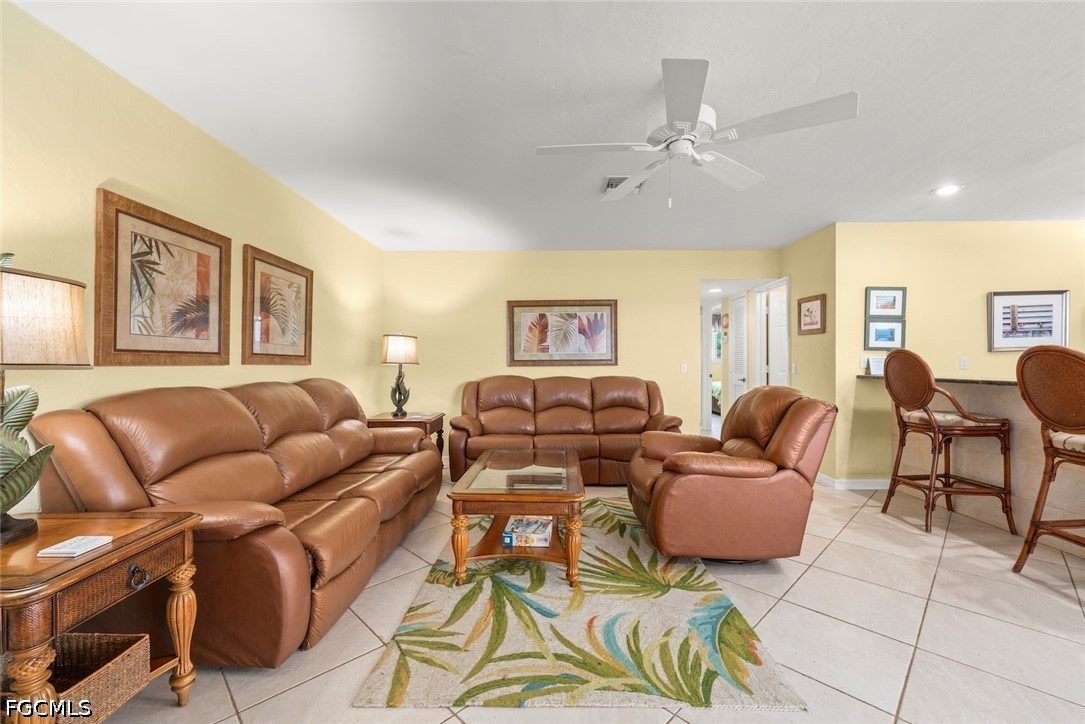 827 E Gulf Dr C8 Property Photo 7