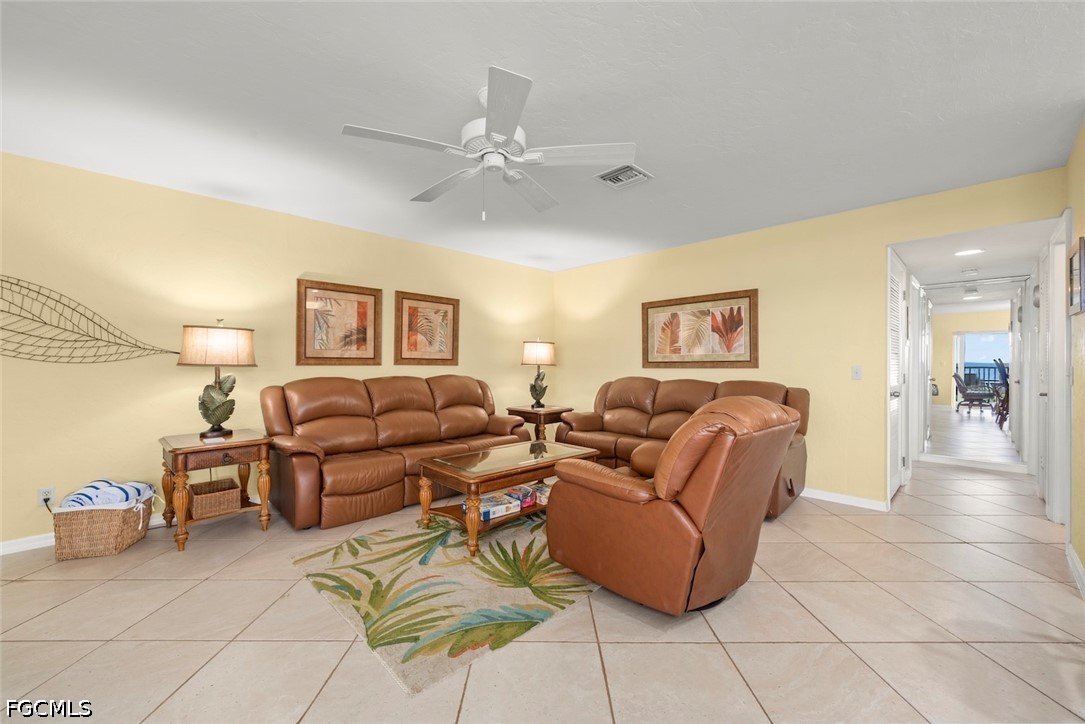 827 E Gulf Dr C8 Property Photo 8