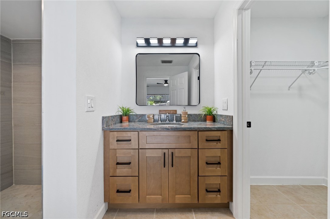 6060 Macbeth Ln Property Photo 18
