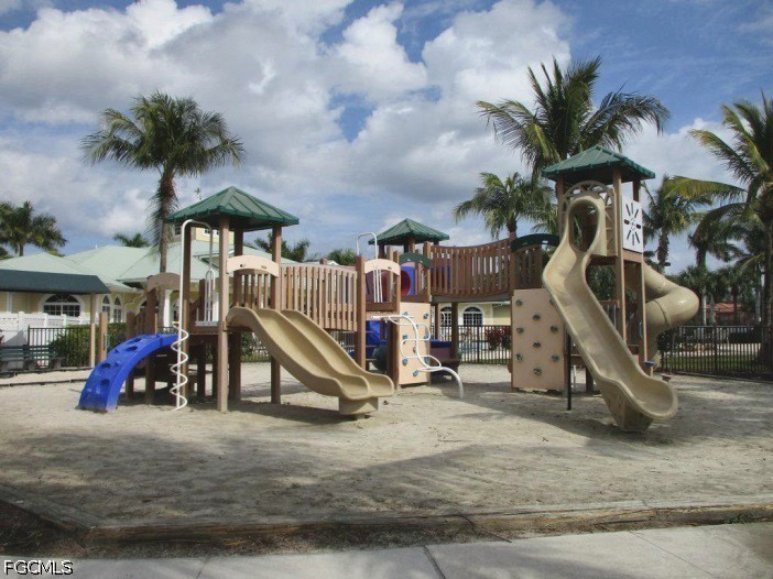 13071 Sandy Key Bend 304 Property Photo 24