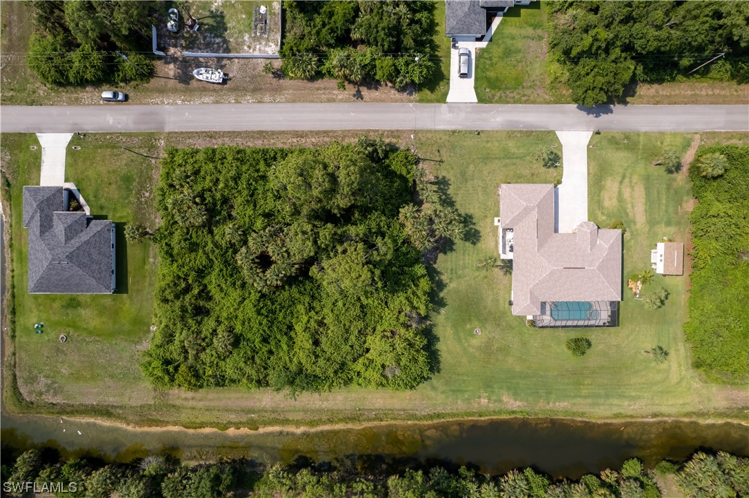 837 Porter St E Property Photo 6