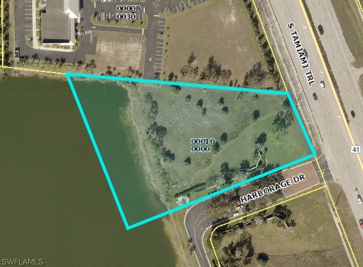 Us 41 & Harborage Dr Property Photo 3