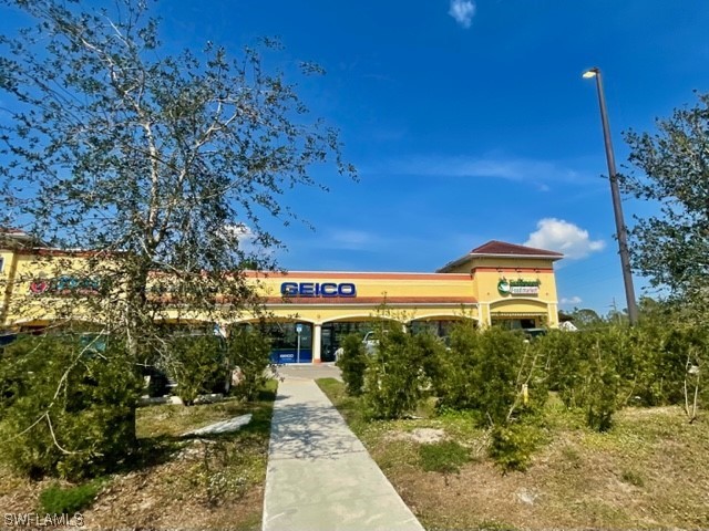 13843 Tamiami Trl Property Photo 4