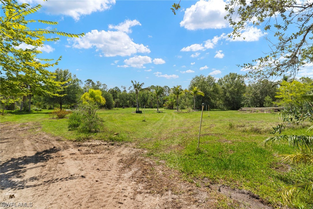 13100 Pinto Ln Property Photo 18