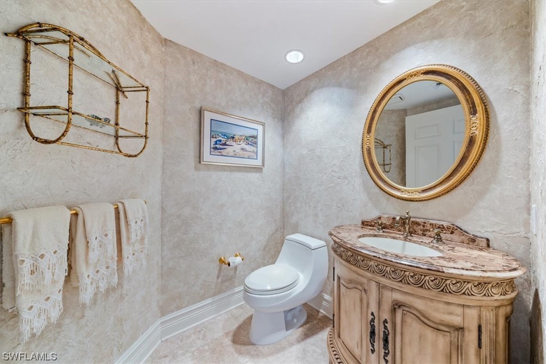 8473 Bay Colony Dr 1704 Property Photo 24