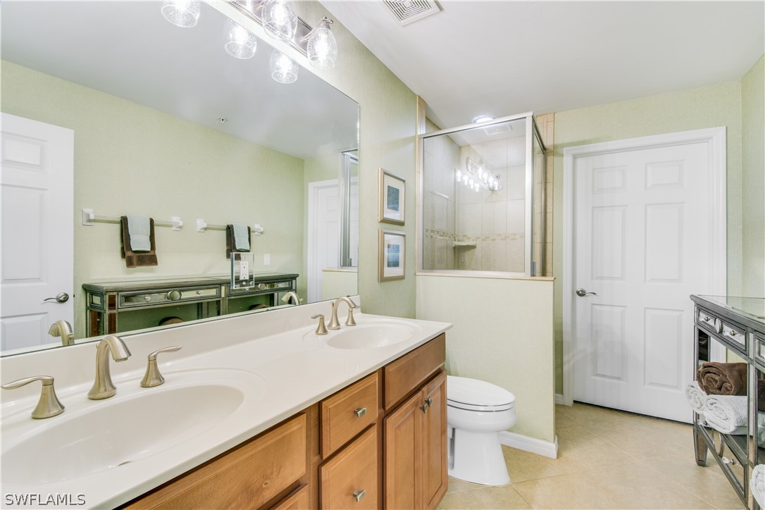 8511 Oakshade Cir 101 Property Photo 6