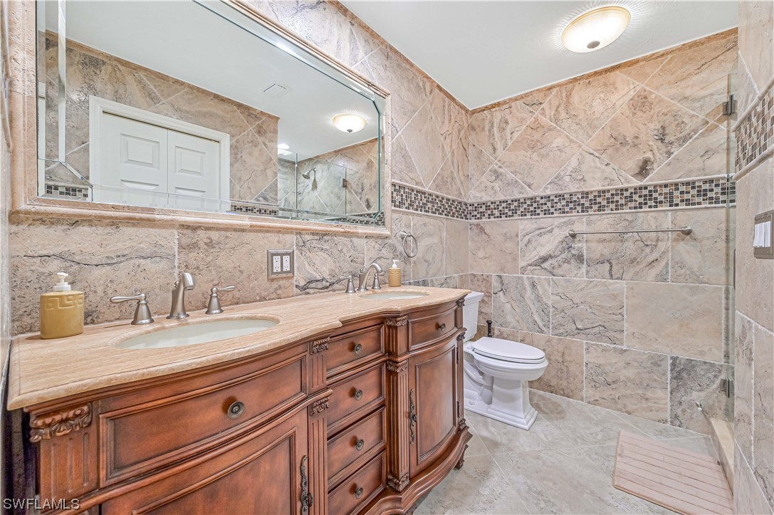 12661 Kelly Sands Way 125 Property Photo 4