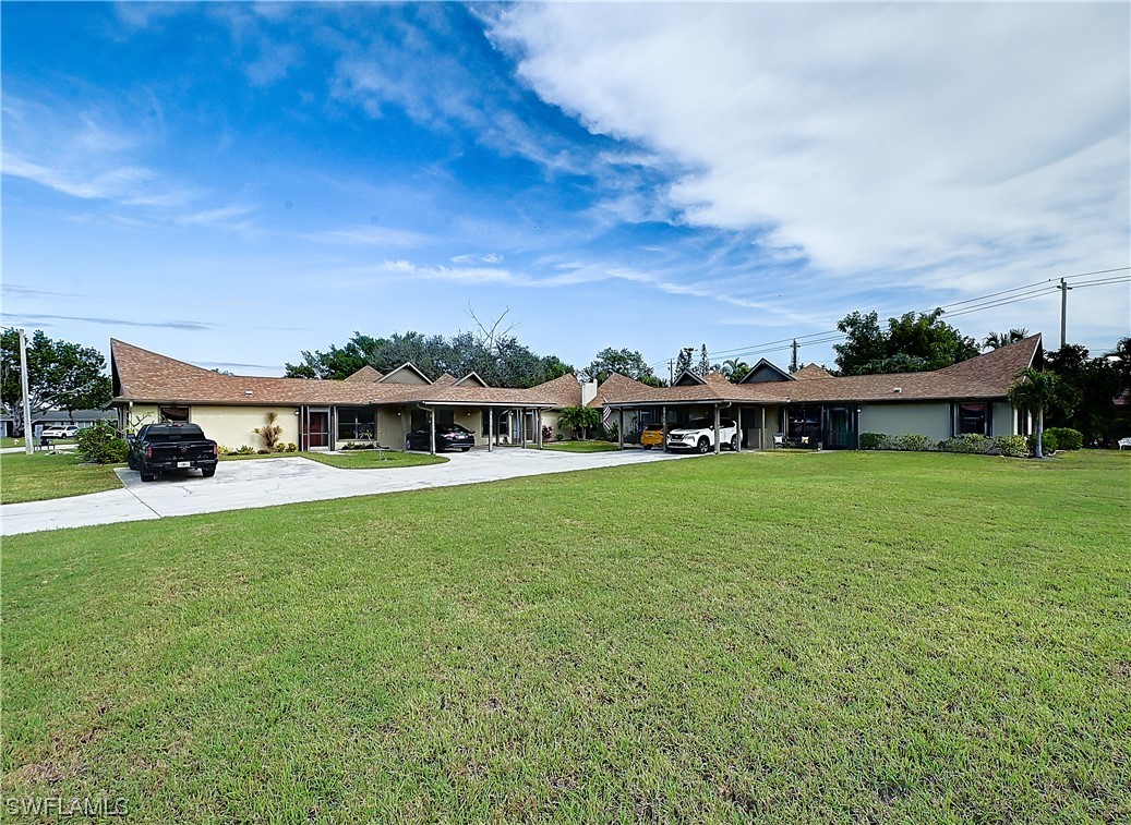 4266 Island Cir B Property Photo 2