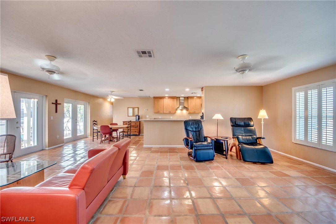 12279 Matlacha Blvd Property Photo 6