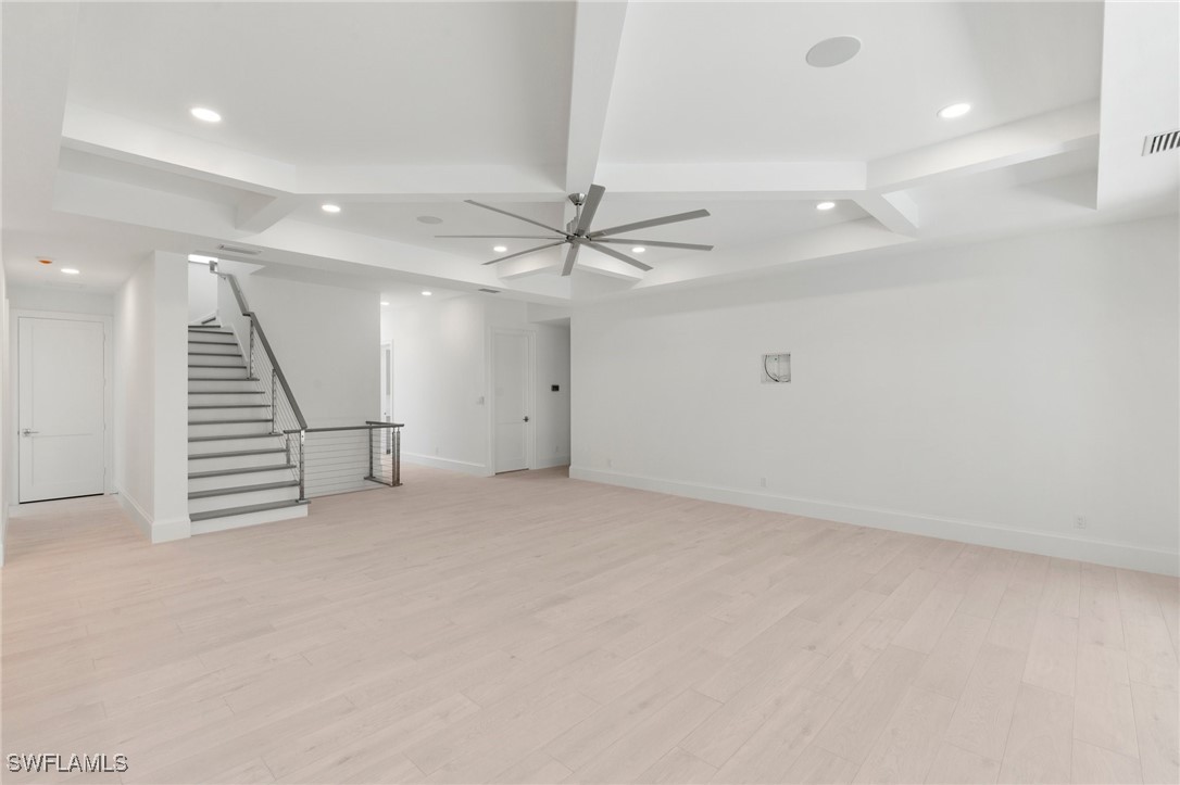 375 Periwinkle Ct Property Photo 10