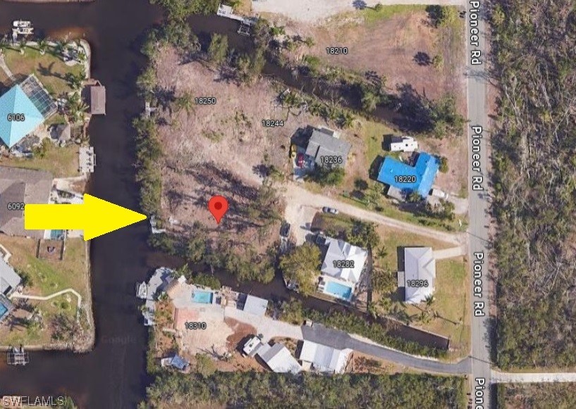18266 Pioneer Rd Property Photo 1